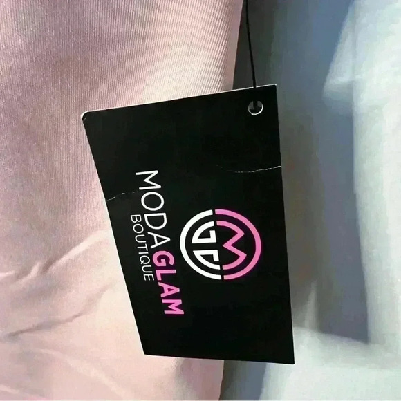 Moda Glam Soft Pink Cocktail Mini Dress NWT - Picture 3 of 6